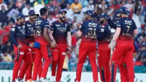 RCB vs GT: ఆర్‌సీబీ అభిమానులకు షాక్.. తోపు ప్లేయర్‌ను పక్కన పెట్టేసిన బెంగళూరు.. ఎందుకో తెలుసా?