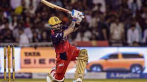 Virat Kohli: ఛేజ్ మాస్టర్ విరాట్ కోహ్లీ సెంచరీ.. 105తో RCBని టాప్‌కి.. క్రిస్ గేల్ వరల్డ్ రికార్డ్ బ్రేక్