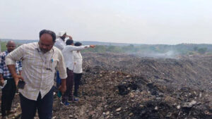 Telangana: కర్నాటక, తెలంగాణ మధ్య ‘చెత్త’ వివాదం..