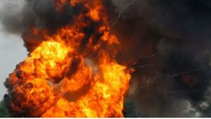 Badangpet Warehouse Blast: బడంగ్‌పేట్‌లో ఘోరం.. డెకరేషన్ గోదాంలో కెమికల్ బాక్స్ పేలి కార్మికుడు మృతి.!