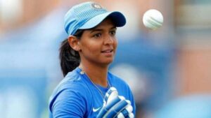 Harmanpreet Kaur: ప్రపంచ క్రికెట్ చరిత్రలో తొలి ప్లేయర్‌గా రికార్డు.. హర్మన్‌ప్రీత్ కౌర్ అరుదైన ఘటన..