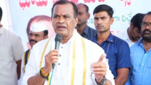 Komatireddy Venkat Reddy : పవన్‌కు కోమటిరెడ్డి వార్నింగ్.. ‘తెలంగాణ ఎవరి జాగీరు కాదు’!