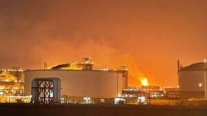 Qatar Gas Plant Explosion: గ్యాస్ ప్లాంట్‌లో భారీ పేలుడు.. 54 మందికి గాయాలు, 18 మంది గల్లంతు