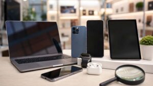 Phone, Laptop: వాడిన ఫోన్ లేదా ల్యాప్‌టాప్ కొనాలని ఆలోచిస్తున్నారా? ఈ విషయాలు మర్చిపోకండి..!