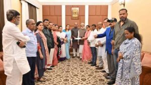 TMC Crisis: బెంగాల్ రాజకీయాల్లో సంచలనం.. ‘‘నేషనలిస్ట్ సిటిజన్స్ పార్టీ’’లో టీఎంసీ ఎంపీలు విలీనం..