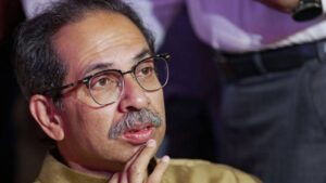Maharashtra Politics: ఉద్ధవ్ ఠాక్రే కోటలో మరోసారి చీలిక.. షిండే, లోక్‌సభ స్పీకర్‌తో భేటీకి ఎంపీలు రెడీ..
