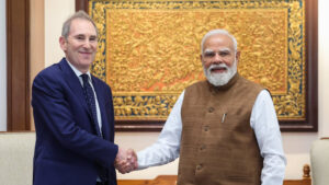 PM Modi: ప్రధాని మోదీతో అమెజాన్ సీఈవో భేటీ.. రూ.4 లక్షల కోట్ల పెట్టుబడి.. యువతకు ఉద్యోగాలపై కీలక చర్చలు..