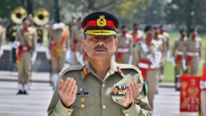 Pakistan: సైనికుల జీతాలు 25% పెంచిన పాక్.. సిందూర్ దెబ్బకు పరిహారమా?
