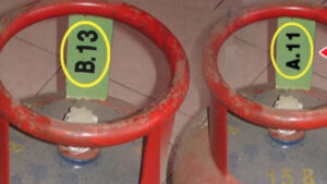 Gas Cylinder: గ్యాస్ సిలిండర్ తీసుకునేటప్పుడు ఈ మిస్టేక్ చేస్తున్నారా..? భారీ మూల్యం చెల్లించుకుంటారు జాగ్రత్త..