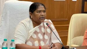 Minister Seethakka : కేంద్రానికి తెలంగాణ కౌంటర్.. సీతక్క వినతిలో కీలక డిమాండ్లు.!