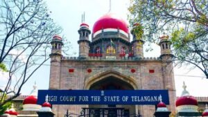 High Court: విద్యార్థులకు బిగ్‌ రిలీఫ్.. ఆ విషయంలో ప్రైవేట్‌ విద్యా సంస్థలకు హైకోర్టు వార్నింగ్