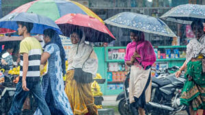 Weather Report: ఏపీకి వాతావరణశాఖ బిగ్ అలర్ట్.. రేపు ఈ జిల్లాల్లో భారీ వర్షాలు.. జాగ్రత్తగా ఉండండి..