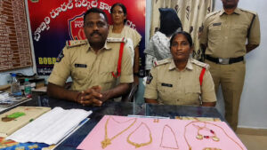 అర్ధరాత్రి వదిన లేదని తెలిసి ఇంట్లోకి చొరబడ్డ మరదలు! సీన్ కట్ చేస్తే.. ఊహించని షాక్