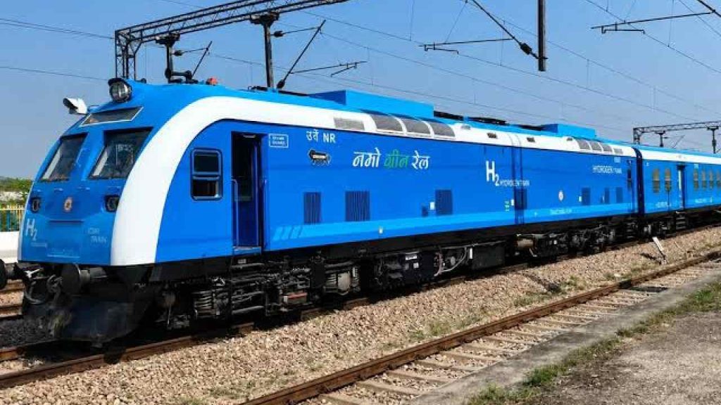 Hydrogen train: భారత తొలి హైడ్రోజన్ రైలు ఎలా పనిచేస్తుంది..? దీని వెనక ఉన్న సైన్స్ ఇదే..
