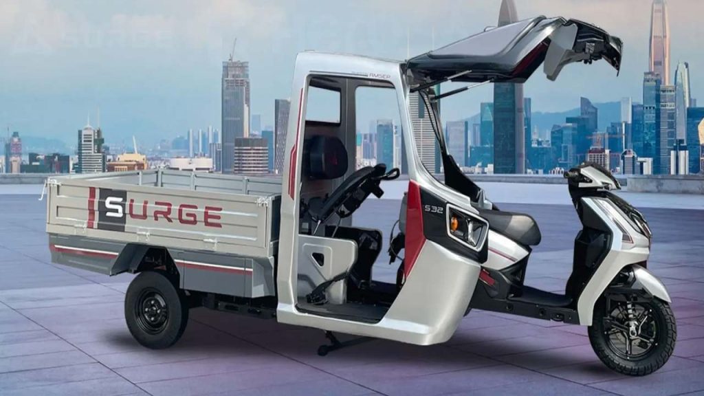 Hero Surge S32: స్కూటర్‌ను క్షణాల్లో ఆటోగా మార్చేయొచ్చు.. హీరో Surge S32 ఎలక్ట్రిక్ వాహనం అదిరిపోయే ఫీచర్లు!