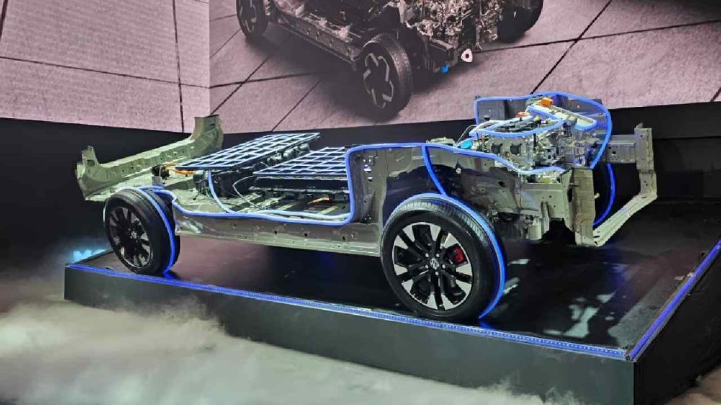 MG Motors: MG నుంచి కొత్త ADAPT టెక్నాలజీ.. EVలు, హైబ్రిడ్ కార్ల తయారీలో సంచలనం..