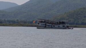 Papikondalu Boat Tour: పాపికొండల విహారయాత్రకు గ్రీన్ సిగ్నల్.. 18 రోజుల తర్వాత మళ్లీ బోటు షికారు