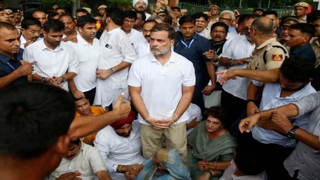 Rahul Gandhi: విద్యార్థులు ఒంటరి కాదు.. అండగా ఉంటాం.. ఇండియా కూటమి ప్రకటన