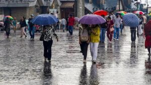 Weather Report: ఏపీ ప్రజలకు బిగ్‌ అలర్ట్.. 3 రోజుల పాటు ఆ జిల్లాల్లో భారీ వర్షాలు.. లేటెస్ట్ వెదర్ రిపోర్ట్!