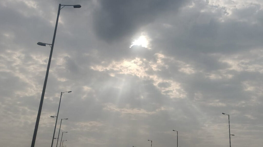 Andhra Weather: ఏపీలో సోమవారం వర్షం పడుతుందా..? ఇదిగో వెదర్ రిపోర్ట్..