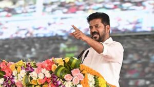 CM Revanth Reddy : మిడ్జిల్ గడ్డపై సీఎం రేవంత్ రెడ్డి భావోద్వేగం.. నాడు మీరు నాటిన మొక్కే.. నేడు సీఎంగా..