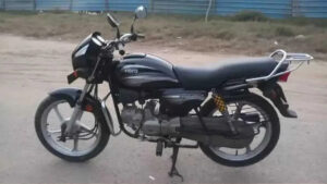Andhra: గంజాయ్ ఉందంటూ అకస్మాత్తుగా బైక్ ఆపి చెక్ చేశారు.. ఆ తర్వాత ఏం జరిగిందంటే..