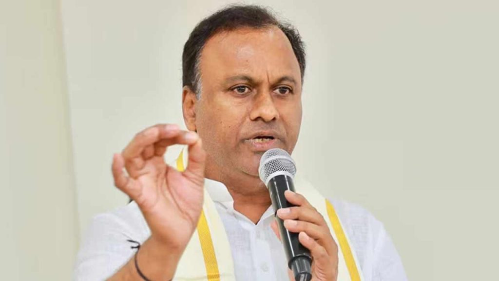 Komatireddy Rajgopal Reddy : నేను పదవులు అడుక్కోను, నేనొక ఫైటర్‌ను