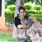 Tollywood: చెట్టు కింద పుస్తకం చదువుతోన్న ఈ టాలీవుడ్ నటిని గుర్తు పట్టారా? పవన్ కల్యాణ్ సినిమాతో బాగా ఫేమస్