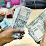 Bank Account: బ్యాంక్ అకౌంట్లో అంతకంటే ఎక్కువ నగదు డిపాజిట్ చేస్తున్నారా..? ఐటీ శాఖ నుంచి ఏ క్షణమైనా నోటీసులు..