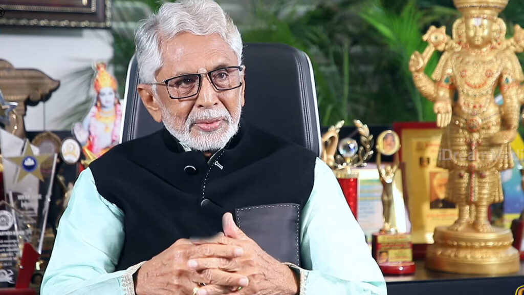 రోజుకు 15000 అడుగులు నడుస్తా.. టిఫిన్లు అస్సలు చేయను.. 86 ఏళ్ల వయసులో ఇంత ఫిట్‏గా.. మురళీ మోహన్ డైట్ సీక్రెట్ ఇదే..
