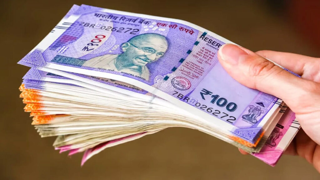 Post Office: కేంద్ర ప్రభుత్వం సూపర్ స్కీమ్.. పోస్టాఫీసుల ద్వారా ప్రతీ నెలా రూ.9 వేలు.. ఎలా అంటే..?