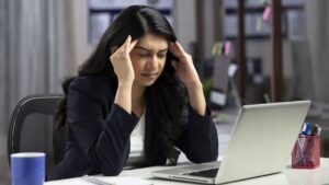 Work Stress: వర్క్ ప్రెజర్‌ నిజంగానే సంతానోత్పత్తిని తగ్గిస్తోందా?.. వైద్యులు చెబుతున్నదేంటి?